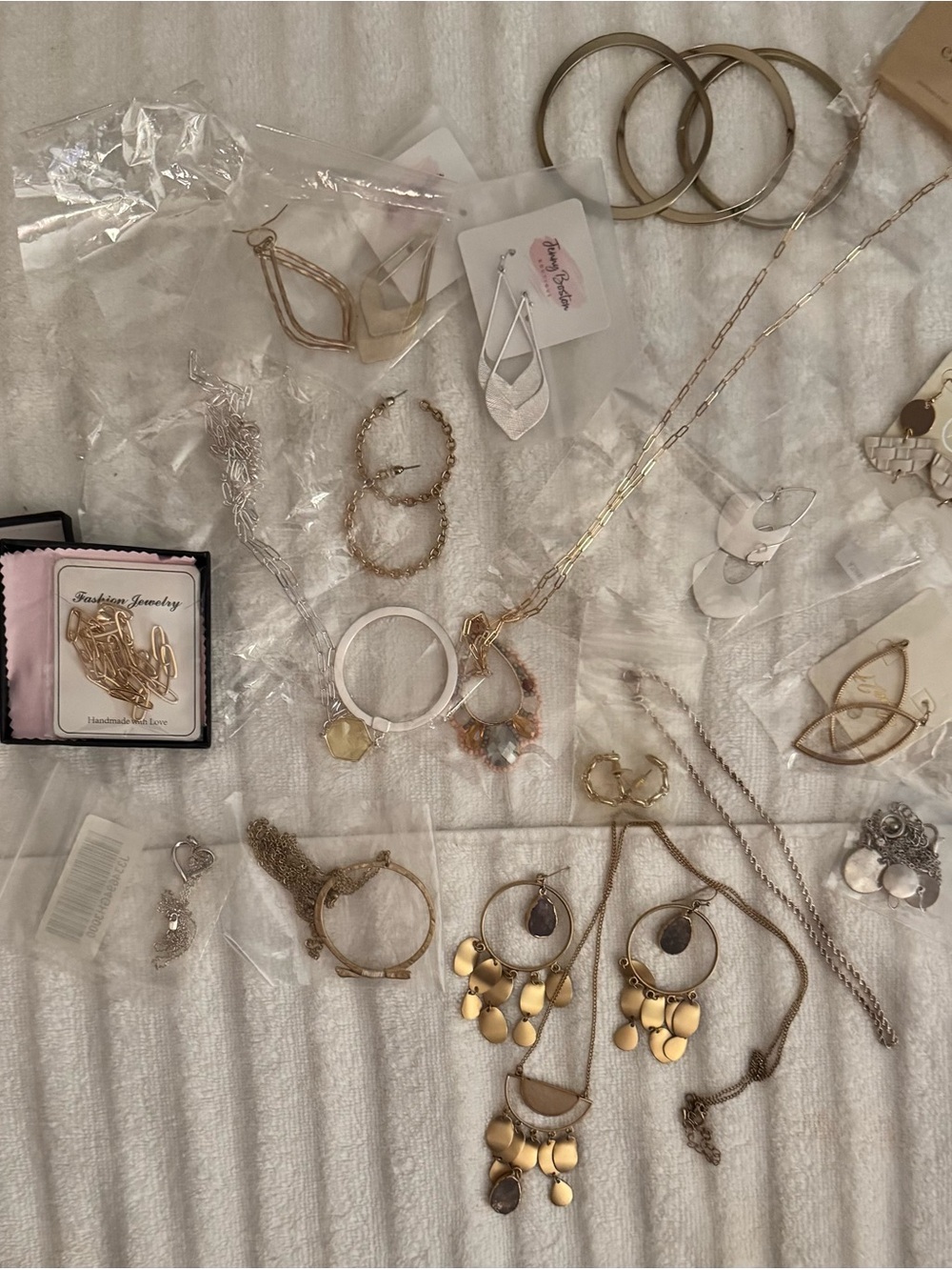 Lot of Jewelry